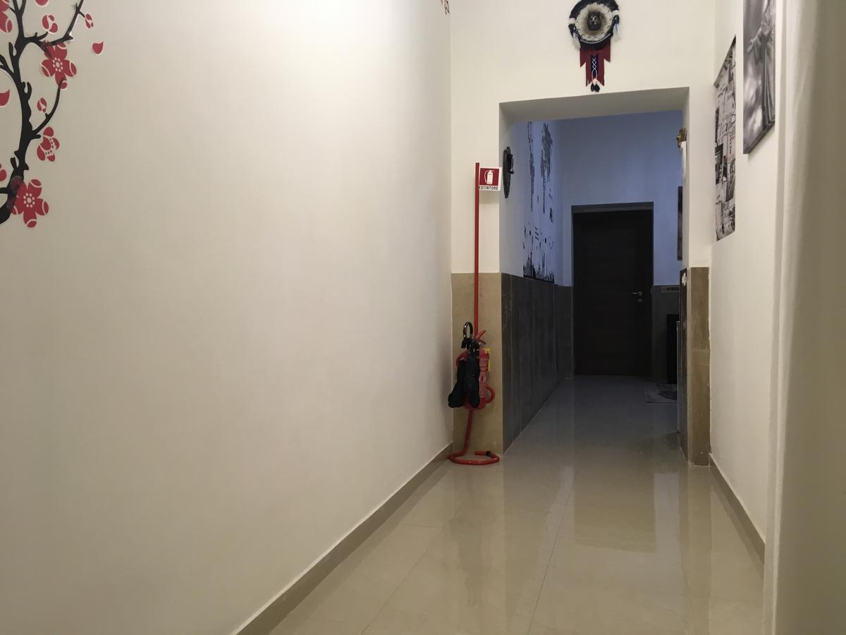 Rome Napoleone Rooms ภายนอก รูปภาพ